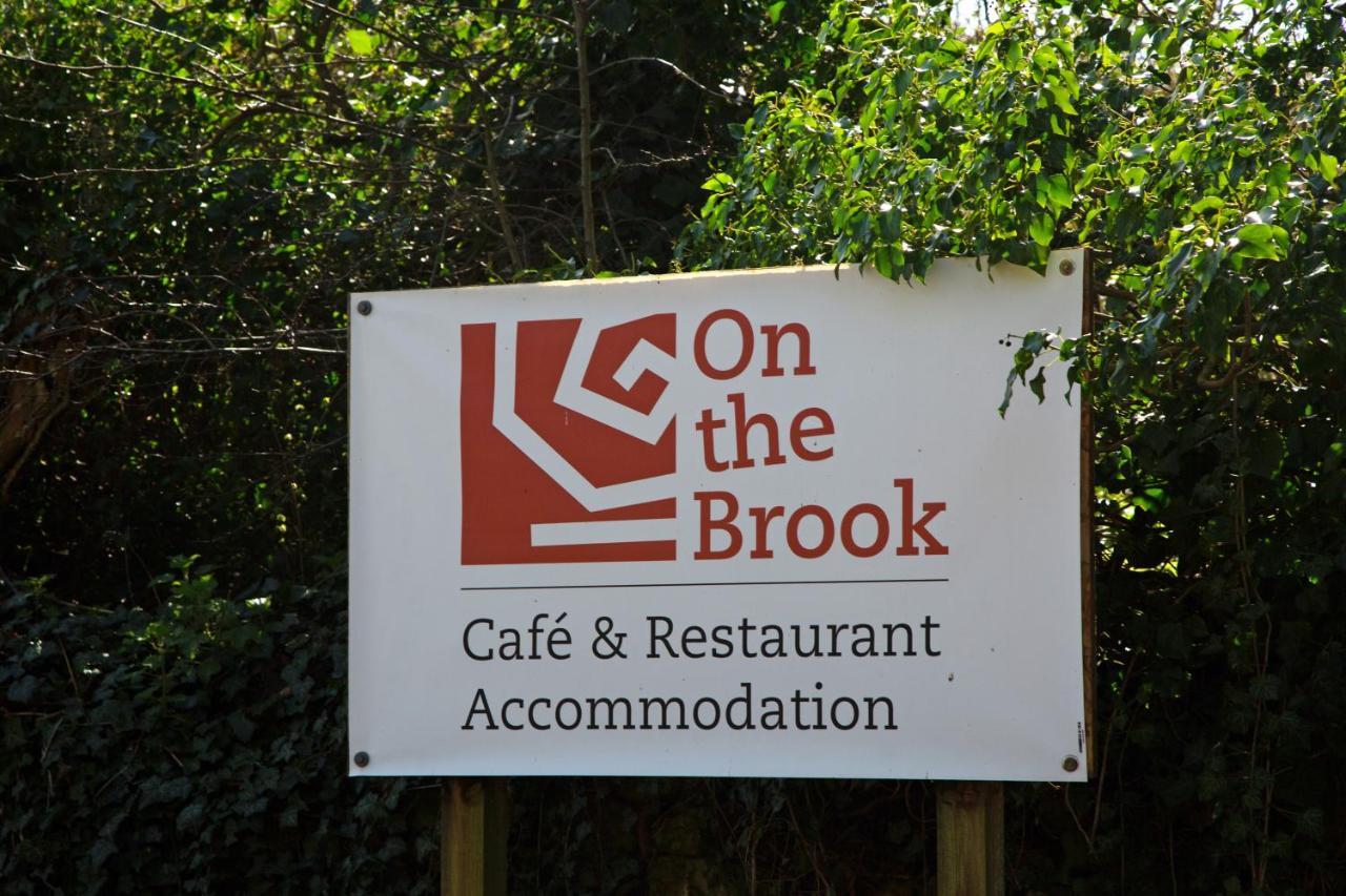 On The Brook Bruton Exterior foto